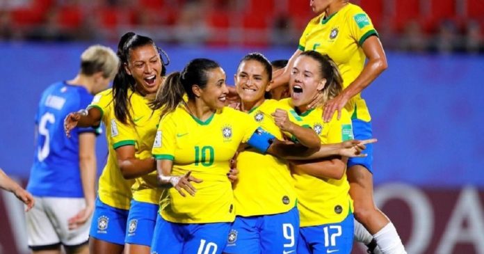 Football : l’équipe féminine brésilienne rémunérée au même titre que les hommes