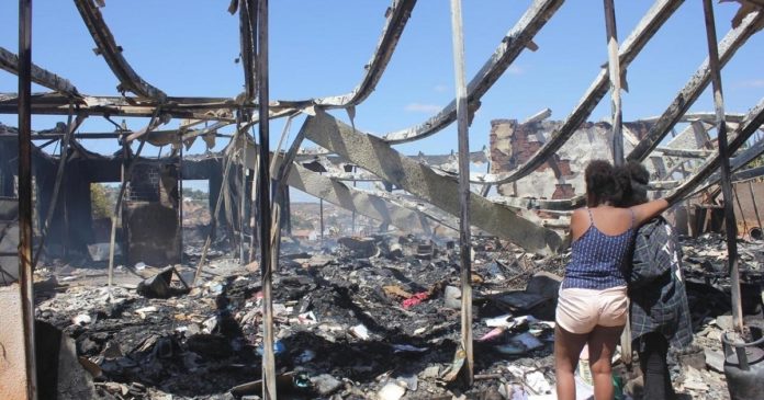 Madagascar l'Université d'Ankatso à Antannarivo en cendres