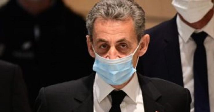 Nicolas Sarkozy condamné à deux ans de prison avec sursis