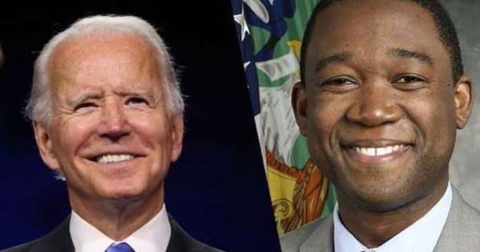 L'avocat Wally Adeyemo, rejoint l’équipe Joe Biden L'avocat Wally Adeyemo, rejoint l’équipe Joe Biden