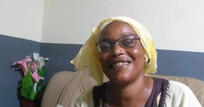 Gabon: l’enseignante Estelle Mengue est sortie de prison