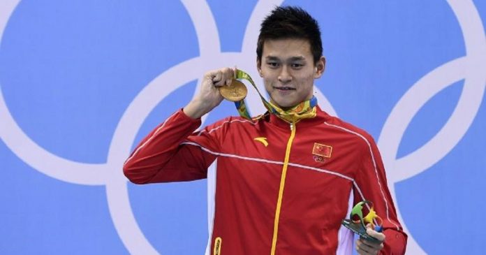 Sport , le nageur chinois Sun Yang privé des JO de Tokyo