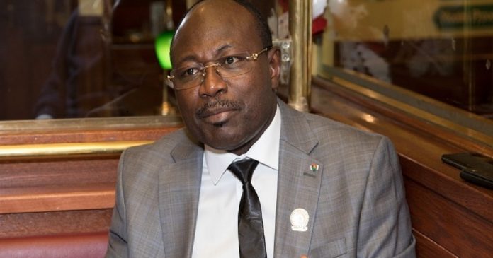Burkina Faso , « le peuple est avec nous et n'attend que notre appel pour sortir », Eddie Komboïgo