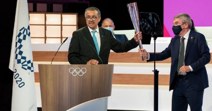 JO 2020 , 100 000 morts liés au Covid-19 à la fin des jeux, s’inquiète le patron de l’OMS JO 2020 , 100 000 morts liés au Covid-19 à la fin des jeux, s’inquiète le patron de l’OMS