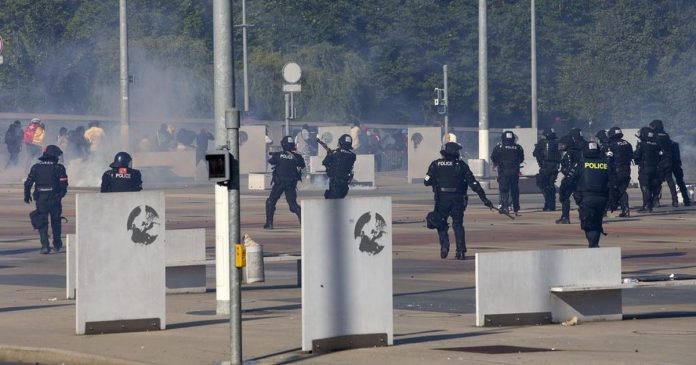 Manifestations anti Biya , une émeute sanctionnée par des peines judiciaires