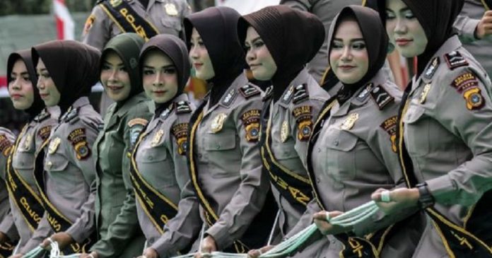 Indonésie , finis les tests de virginité pour les recrues féminines de l’armée