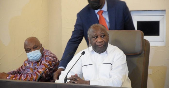 Nouveau parti de Gbagbo , « l’histoire est faite de changement de noms » Théophile KOUAMOUO Nouveau parti de Gbagbo, « l’histoire est faite de changement de noms » Théophile KOUAMOUO