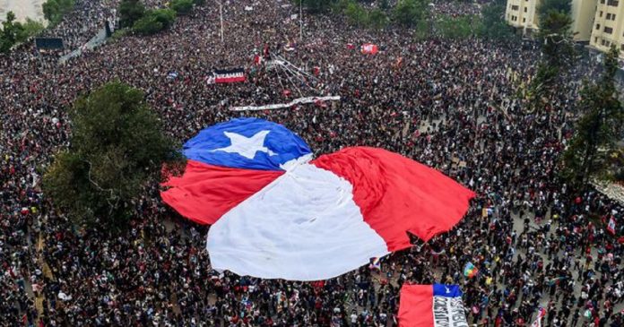 Nouvelle constitution du Chili , les discussions se font sur WhatsApp