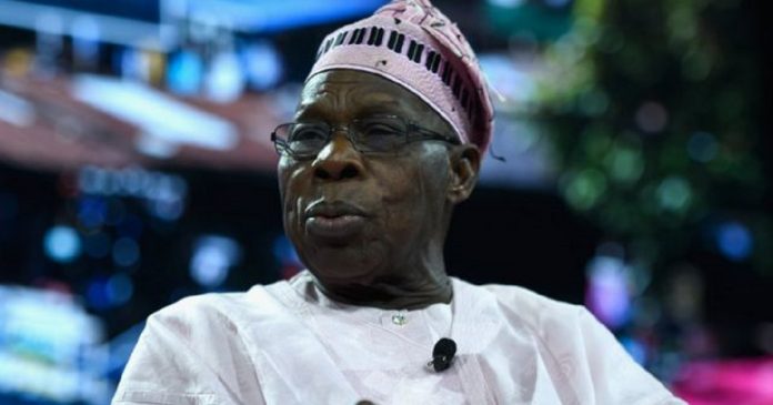 TIC , les cinq processeurs pour le succès, selon le président Olusegun Obasanjo