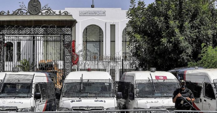 Situation en Tunisie des craintes de dérives autoritaires