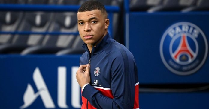 France Ligue 1 , le coach Pochettino défend ouvertement Kylian Mbappé
