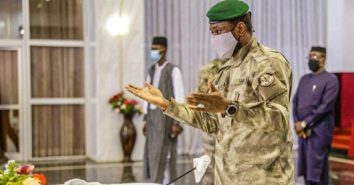 Mali: le président Assimi Goita valide un plan de riposte aux sanctions de la Cedeao