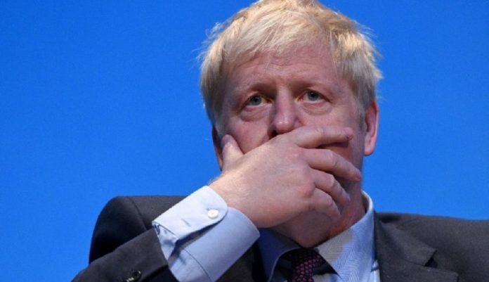 Royaume-Uni: le premier minister Boris Johnson présente ses excuses