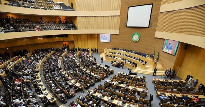 Sanctions de la Cedeao , à Addis Abeba, l’UA ajoute à la confusion Sanctions de la Cedeao: à Addis Abeba, l’UA ajoute à la confusion