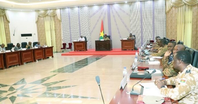 Situation sécuritaire au Burkina : le président Damiba convoque le conseil supérieur de la défense nationale