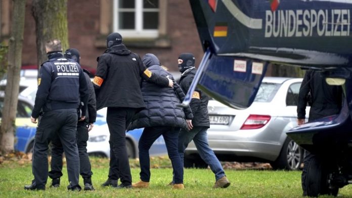 La police allemande démantèle un réseau qui projetait un coup d’État