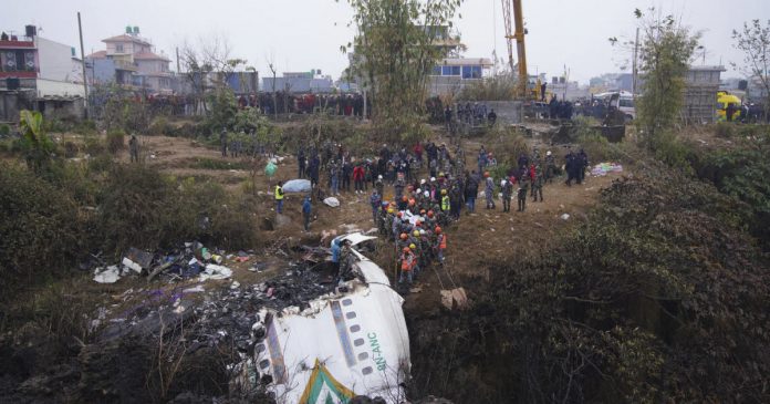 Crash dun avion au Népal- aucun espoir de retrouver des survivants, selon les autorités locales