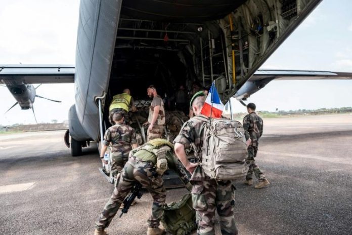 Départ de l'ambassadeur et des soldats- Paris se soumet aux différentes injonctions de Ouagadougou