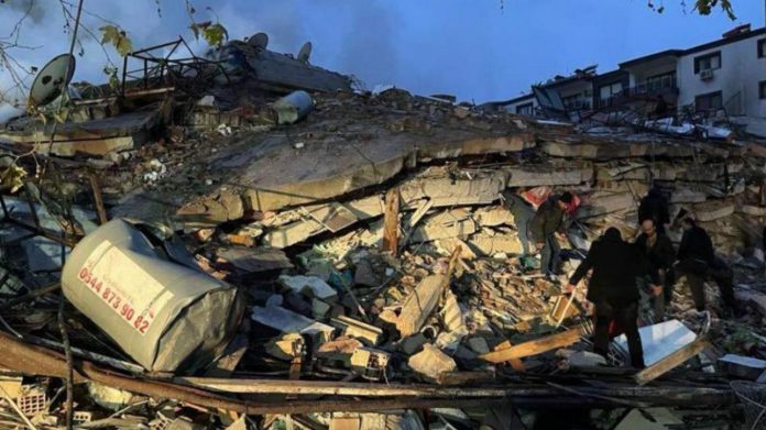 Tremblement de terre : des centaines de morts suite à la catastrophe en Turquie et Syrie
