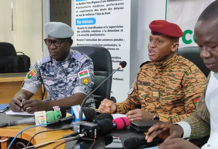 Réinsertion par le travail : 500 détenus burkinabè mobilisés pour 5 mois de travaux d’utilité publique