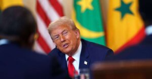Rencontre avec Trump : les présidents africains appelés à accueillir les criminels expulsés des USA