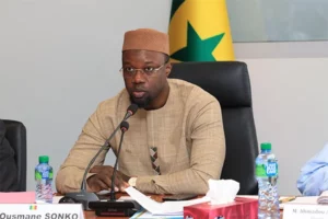 Un fonctionnaire peut-il devenir milliardaire ? : Ousmane Sonko relance le débat au Sénégal