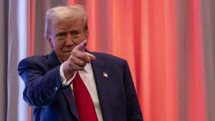 James Comey inculpé : une victoire politique pour Donald Trump ?