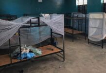 Libération des 24 lycéennes enlevées au Nigeria : une issue saluée mais le malaise demeure Libération de 24 lycéennes après des enlèvements de masse au Nigéria