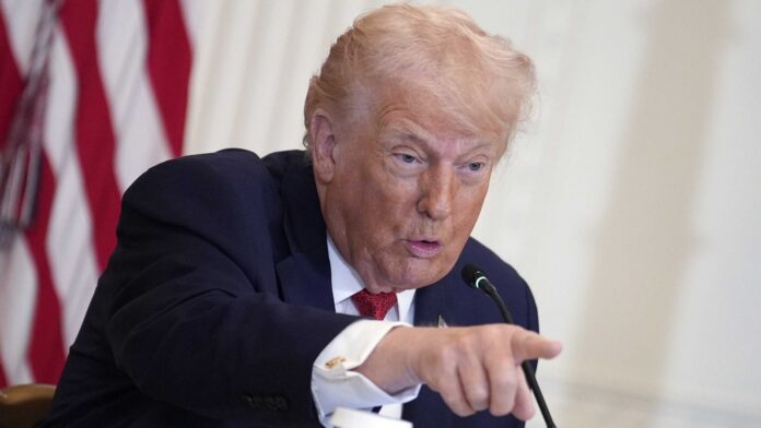 États-Unis : Donald Trump attaque JP Morgan Chase après la fermeture de ses comptes