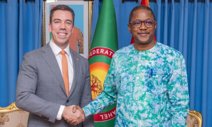 Influence au Sahel : après Bamako, Nick Checker tente un retour stratégique des États-Unis au Burkina Faso