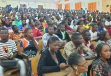 Burkina Faso : une autorisation du gouvernement désormais obligatoire pour étudier à l’étranger Burkina Faso : une autorisation du gouvernement désormais obligatoire pour des études à l'étranger