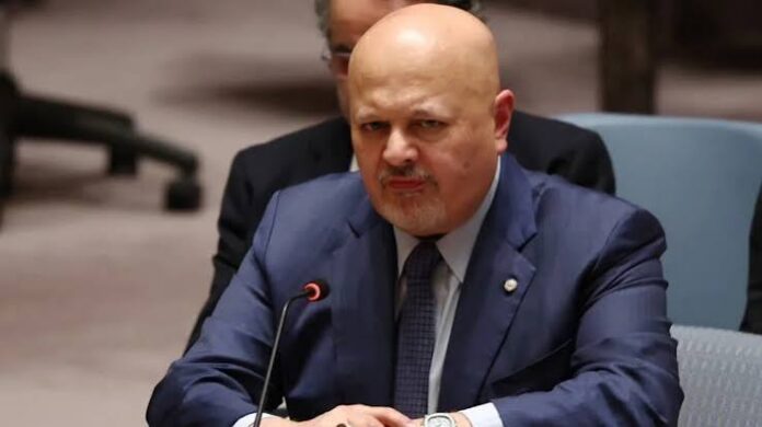 Karim khan Moscou veut juger Karim Khan, l'ex-procureur de la Cour pénale internationale