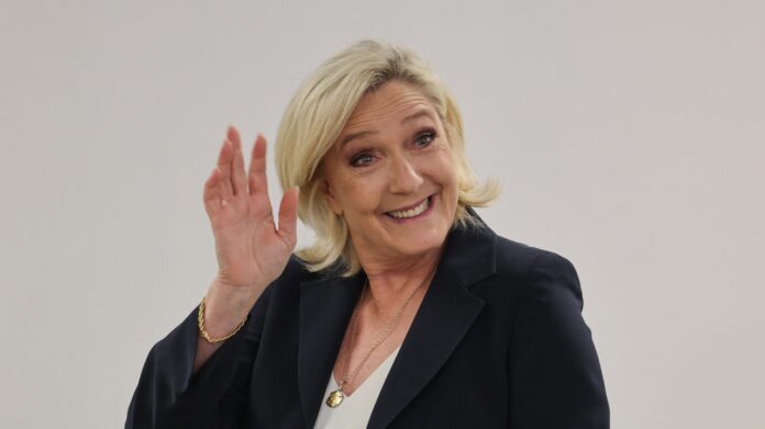Marine Le Pen Présidentielle 2027 en France : la condamnation de Marine Le Pen relance le débat au RN