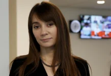 France : accusée d’être « la voix » de la Russie, une journaliste menacée d’expulsion France : accusée d'être « la voix » de la Russie, la journaliste Xenia Fedorovamenacée d'expulsion