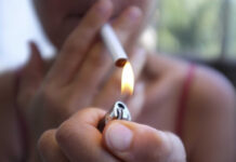 France : vers une interdiction des cigarettes pour les personnes nées après 2009 France : vers une interdiction de la vente de cigarettes pour les personnes nées après 2009