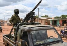 Burkina Faso-Côte d’Ivoire : des tirs entendus près de la frontière, les forces ivoiriennes en alerte Burkina Faso–Côte d’Ivoire : des tirs entendus près de la frontière, les forces ivoiriennes en alerte
