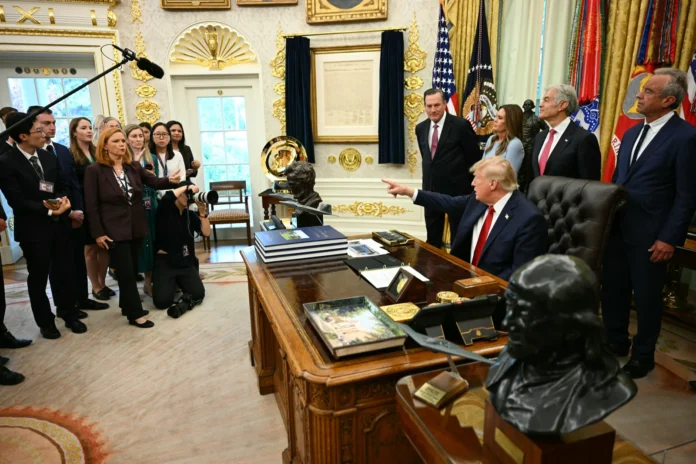 médias américains Etats-Unis : Donald Trump poursuivi en justice par des médias américains