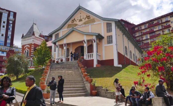 corruption Madagascar : le Pôle anti-corruption s’interroge sur sa compétence à poursuivre Andry Rajoelina